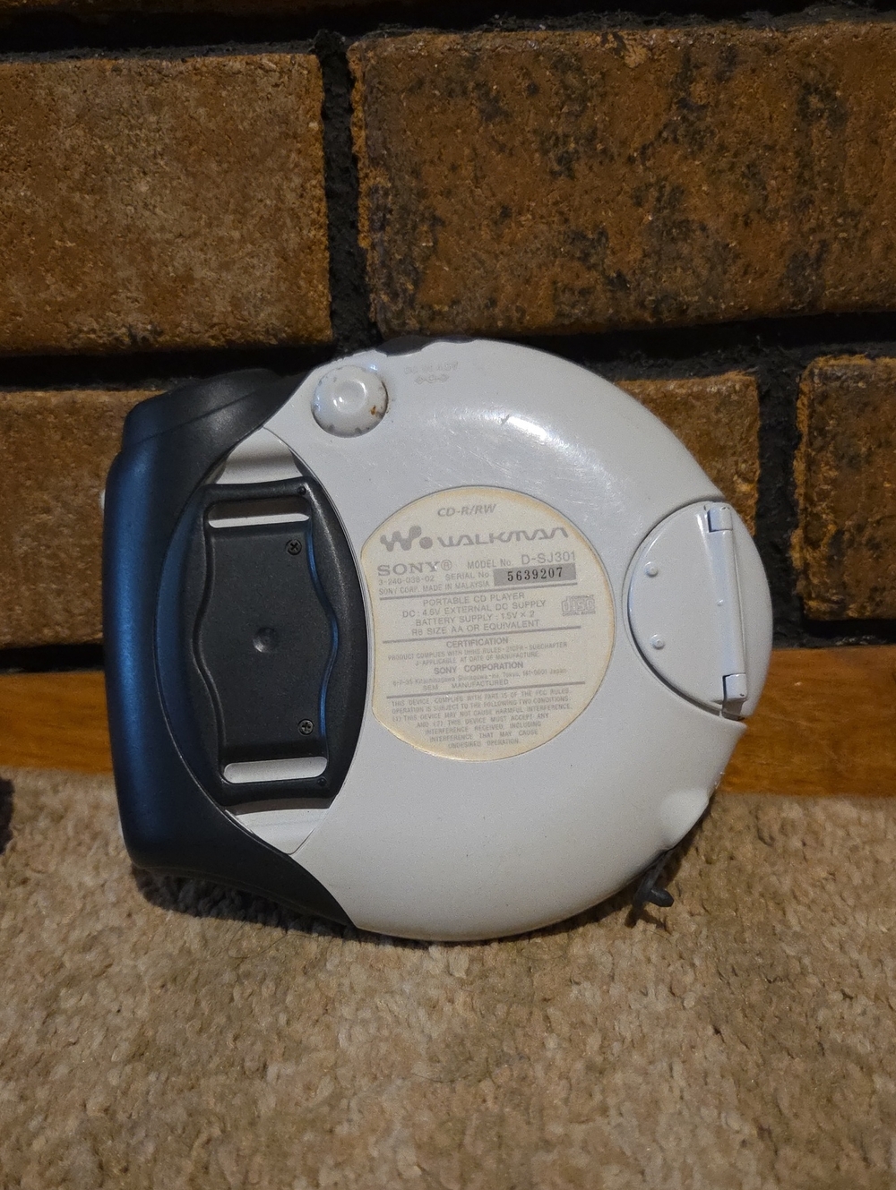 Sony Walkman Cd Player Untested - Picture 3 of 3